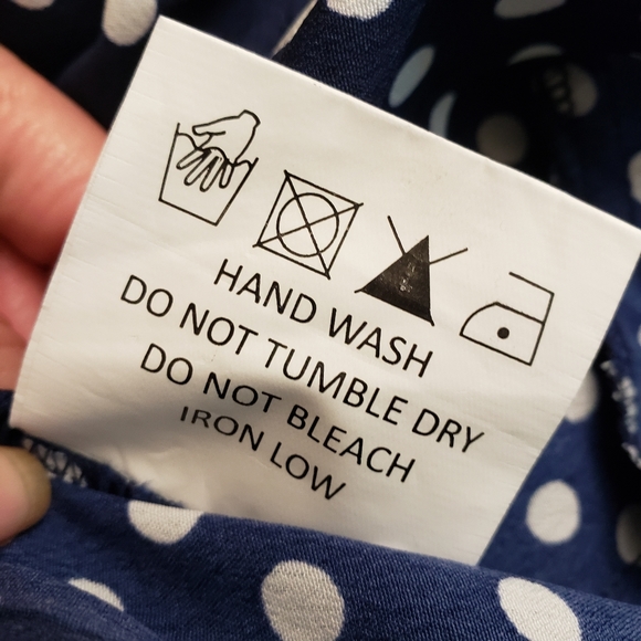 AX Paris Curve | 16 Plus Polka Dot Romper navy - Picture 14 of 15